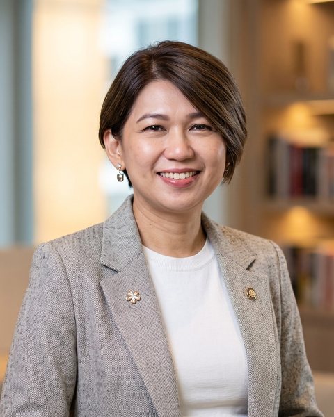 Thea Lozano, Managing Partner of Rye Advisors